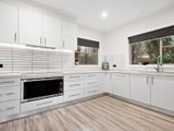 https://images.listonce.com.au/custom/160x/listings/7-willorna-court-doncaster-east-vic-3109/426/01647426_img_06.jpg?Ax3mp3Td6wM