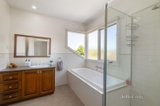 https://images.listonce.com.au/custom/160x/listings/7-wiringa-avenue-camberwell-vic-3124/549/01487549_img_10.jpg?8qSnxQFAanA