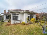 https://images.listonce.com.au/custom/160x/listings/7-woodcrest-road-vermont-vic-3133/139/01950139_img_01.jpg?f-O_X-hiaRA