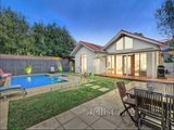 https://images.listonce.com.au/custom/160x/listings/7-xavier-avenue-hawthorn-vic-3122/053/01836053_img_08.jpg?uI_XCo2BUK0