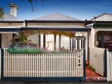 https://images.listonce.com.au/custom/160x/listings/70-barrett-street-albert-park-vic-3206/988/01086988_img_01.jpg?rDXc6J-CKng