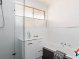 https://images.listonce.com.au/custom/160x/listings/70-bellara-drive-mooroolbark-vic-3138/863/01524863_img_10.jpg?tt3KD_fuXnU