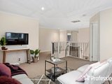 https://images.listonce.com.au/custom/160x/listings/70-blue-ridge-drive-mooroolbark-vic-3138/005/01525005_img_08.jpg?kslVcVK98_U