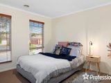 https://images.listonce.com.au/custom/160x/listings/70-blue-ridge-drive-mooroolbark-vic-3138/005/01525005_img_16.jpg?6ls24Tbmh5k