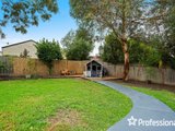 https://images.listonce.com.au/custom/160x/listings/70-blue-ridge-drive-mooroolbark-vic-3138/005/01525005_img_21.jpg?mcvw4wjEneM