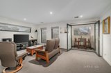 https://images.listonce.com.au/custom/160x/listings/70-bulleen-road-balwyn-north-vic-3104/154/01359154_img_09.jpg?jpCS9Rm8i-s