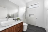 https://images.listonce.com.au/custom/160x/listings/70-cecil-street-kew-vic-3101/993/01927993_img_10.jpg?VRWdDq0BAeI