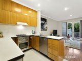 https://images.listonce.com.au/custom/160x/listings/70-coventry-street-southbank-vic-3006/554/01087554_img_06.jpg?VT-1vZBovOw