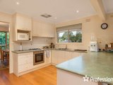 https://images.listonce.com.au/custom/160x/listings/70-dryden-concourse-mooroolbark-vic-3138/397/01526397_img_06.jpg?jL9ldCtiImA