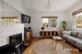 https://images.listonce.com.au/custom/160x/listings/70-elm-street-north-melbourne-vic-3051/632/01894632_img_04.jpg?_4yOsxrm01s