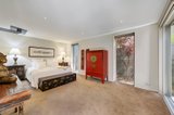 https://images.listonce.com.au/custom/160x/listings/70-foley-street-kew-vic-3101/694/00331694_img_04.jpg?uPCS1RRUF-Q