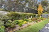 https://images.listonce.com.au/custom/160x/listings/70-gemlife1849-mount-macedon-road-woodend-vic-3442/772/01369772_img_03.jpg?dHNBn6SK91Q