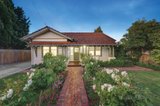 https://images.listonce.com.au/custom/160x/listings/70-green-street-ivanhoe-vic-3079/239/00885239_img_01.jpg?yWQTMUhQz7w