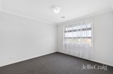 https://images.listonce.com.au/custom/160x/listings/70-hawker-street-ivanhoe-vic-3079/329/01986329_img_06.jpg?aFdQN7cvEJk