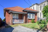 https://images.listonce.com.au/custom/160x/listings/70-james-street-northcote-vic-3070/048/01824048_img_06.jpg?IvVPZuFwzmU