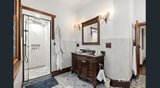 https://images.listonce.com.au/custom/160x/listings/70-marine-parade-elwood-vic-3184/086/01920086_img_12.jpg?9Rr0dotMwUA