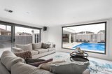 https://images.listonce.com.au/custom/160x/listings/70-marlborough-street-bentleigh-east-vic-3165/857/01822857_img_06.jpg?sT_f8u94oMc