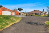 https://images.listonce.com.au/custom/160x/listings/70-mcneill-court-lara-vic-3212/629/01105629_img_12.jpg?5zY3gPQt1I8