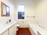 https://images.listonce.com.au/custom/160x/listings/70-moubray-street-albert-park-vic-3206/005/01088005_img_11.jpg?DrtM8kQR9ko