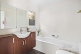 https://images.listonce.com.au/custom/160x/listings/70-munro-street-ascot-vale-vic-3032/731/01531731_img_12.jpg?jv3ap85gP_U