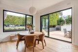 https://images.listonce.com.au/custom/160x/listings/70-rosedale-road-glen-iris-vic-3146/655/01980655_img_14.jpg?oDvN8s05Z8o