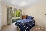 https://images.listonce.com.au/custom/160x/listings/70-spencer-road-woodend-vic-3442/912/01853912_img_12.jpg?o2mXW30tmLk