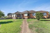 https://images.listonce.com.au/custom/160x/listings/70-stephensons-road-mount-waverley-vic-3149/779/01581779_img_01.jpg?7-8GT9l2rCc