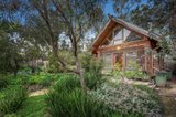 https://images.listonce.com.au/custom/160x/listings/70-view-hill-crescent-eltham-vic-3095/156/01120156_img_11.jpg?NS6yve9ZGoY