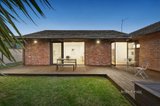 https://images.listonce.com.au/custom/160x/listings/70-wickham-road-hampton-east-vic-3188/280/01352280_img_12.jpg?nxYa5trEN6I