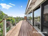 https://images.listonce.com.au/custom/160x/listings/70-zina-grove-mooroolbark-vic-3138/875/01525875_img_11.jpg?Kj_QFPeleVc