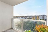 https://images.listonce.com.au/custom/160x/listings/702377-burwood-road-hawthorn-vic-3122/669/01684669_img_09.jpg?6PbvYb4nBSg