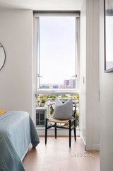 https://images.listonce.com.au/custom/160x/listings/702v162-albert-street-east-melbourne-vic-3002/402/01608402_img_11.jpg?6_BNbv9SOZ8