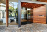 https://images.listonce.com.au/custom/160x/listings/7046-acacia-pl-abbotsford-vic-3067/029/01722029_img_11.jpg?liMfIIizY6c