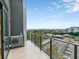 https://images.listonce.com.au/custom/160x/listings/7049-williamsons-road-doncaster-vic-3108/363/01682363_img_10.jpg?grU1m7cOoss