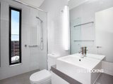 https://images.listonce.com.au/custom/160x/listings/706144-clarendon-street-south-melbourne-vic-3205/733/01087733_img_04.jpg?EgQb8va_neo