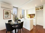 https://images.listonce.com.au/custom/160x/listings/708101-bay-street-port-melbourne-vic-3207/185/01895185_img_03.jpg?MeTBvuWOaNQ