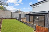 https://images.listonce.com.au/custom/160x/listings/70a-price-avenue-mount-waverley-vic-3149/584/01752584_img_03.jpg?BhmnXetBAWs