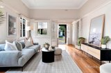 https://images.listonce.com.au/custom/160x/listings/70a-queen-street-coburg-vic-3058/160/01422160_img_02.jpg?UWiwSnhGOek