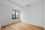 https://images.listonce.com.au/custom/160x/listings/70b-beaconsfield-parade-northcote-vic-3070/117/01908117_img_07.jpg?f2UTpw0jKXI