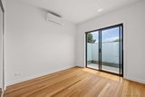 https://images.listonce.com.au/custom/160x/listings/70b-beaconsfield-parade-northcote-vic-3070/117/01908117_img_09.jpg?vsztP-FwJf8