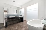 https://images.listonce.com.au/custom/160x/listings/71-addison-street-elwood-vic-3184/695/01921695_img_11.jpg?muMYlt3_ifo