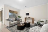 https://images.listonce.com.au/custom/160x/listings/71-caroline-chisholm-drive-kyneton-vic-3444/483/01951483_img_07.jpg?tM84Y-AOHgY