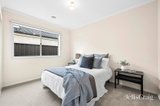 https://images.listonce.com.au/custom/160x/listings/71-caroline-chisholm-drive-kyneton-vic-3444/483/01951483_img_12.jpg?lyzTf7YOu7U