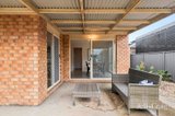 https://images.listonce.com.au/custom/160x/listings/71-caroline-chisholm-drive-kyneton-vic-3444/483/01951483_img_13.jpg?YKZx88pmGEU