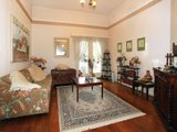 https://images.listonce.com.au/custom/160x/listings/71-dickens-street-elwood-vic-3184/145/01794145_img_03.jpg?8vWcZSSyuuQ