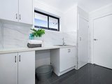 https://images.listonce.com.au/custom/160x/listings/71-hansworth-street-mulgrave-vic-3170/526/01739526_img_03.jpg?Y-dLyKZNslg
