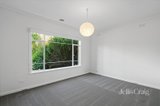 https://images.listonce.com.au/custom/160x/listings/71-invermay-grove-rosanna-vic-3084/516/01845516_img_08.jpg?TXfKXsgD-y0