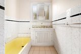 https://images.listonce.com.au/custom/160x/listings/71-kingsley-road-airport-west-vic-3042/172/01812172_img_04.jpg?k0Cifd7AUx8