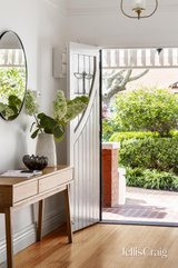 https://images.listonce.com.au/custom/160x/listings/71-macgregor-street-malvern-east-vic-3145/118/01980118_img_02.jpg?fGB4h98C1_U