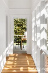 https://images.listonce.com.au/custom/160x/listings/71-macgregor-street-malvern-east-vic-3145/118/01980118_img_17.jpg?I0AvKOIQuKo
